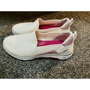 SKECHERS Women's 7.5 GOGA MAT Go Walk White Stretch Slip-on Comfort Shoes